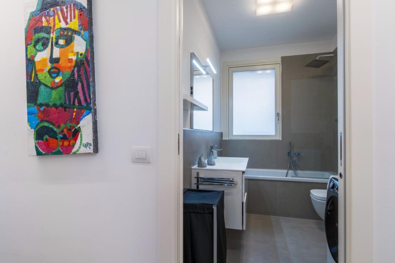 Ferienwohnung Easylife - Moderno Ed Elegante Trilocale In Corso Garibaldi Mailand Exterior foto